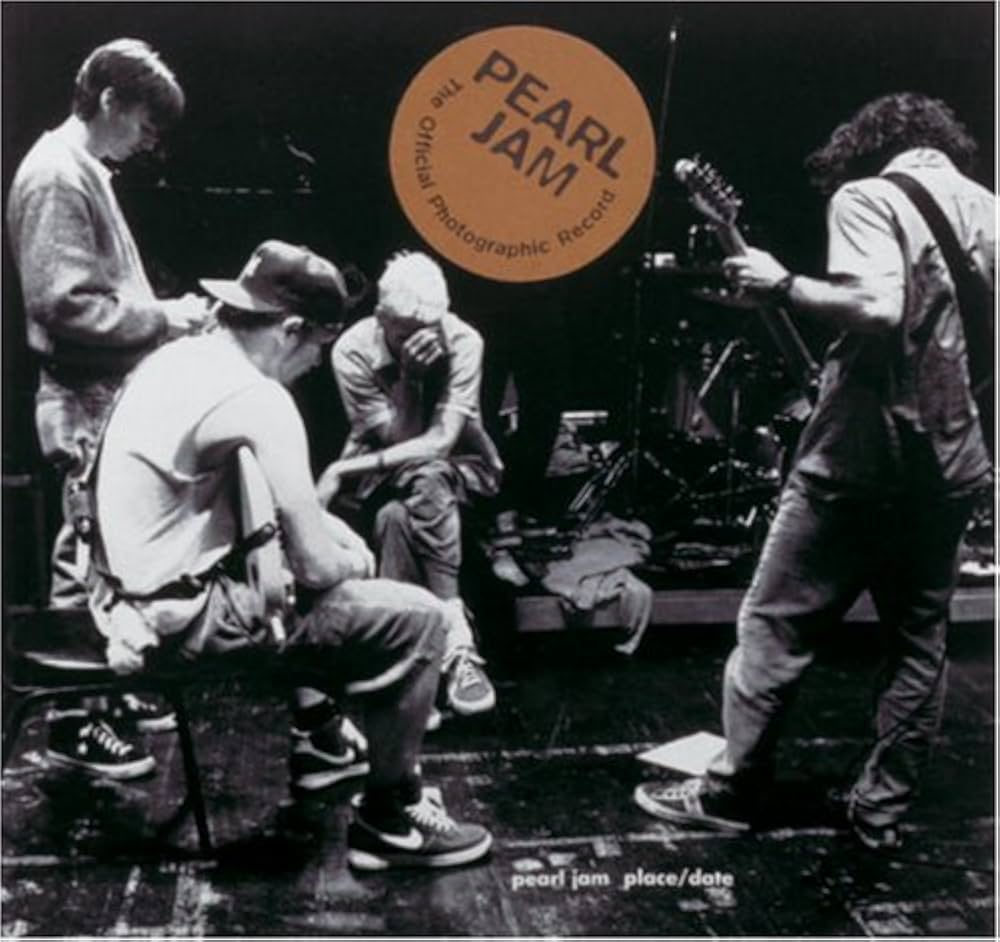 Cover of Pearl Jam: Place/Date